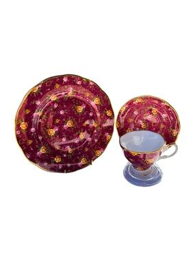 Like New Royal Albert Old Country Roses Set of 3 in Ruby Lace
